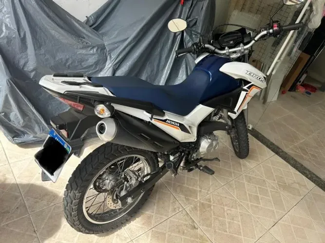 Honda NXR 160 Bross ESDD branca