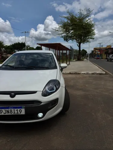 Fiat Punto Sporting 1.8 Flex 8v/16v 5P 2016