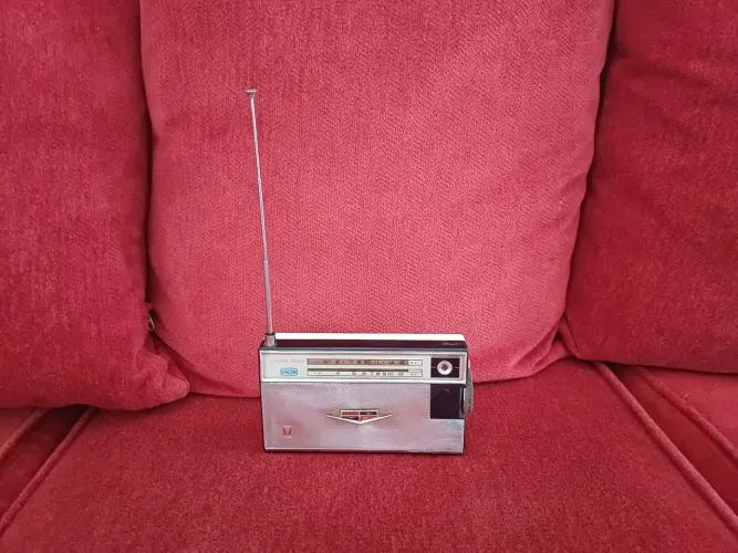 Rádio evadin antigo funcionando
