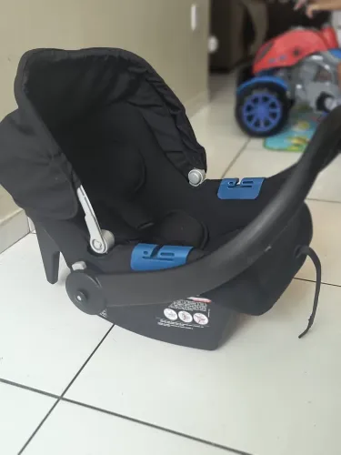 Conjunto Bebê Conforto com Base Burigotto Touring X de 0 a 13Kg