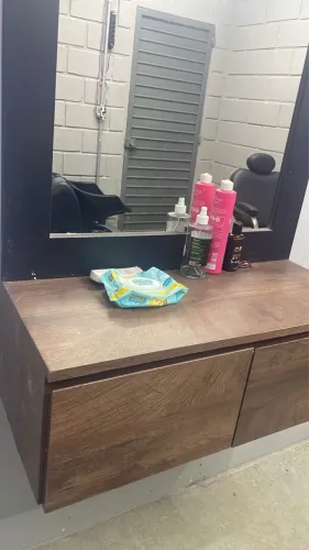 4 Bancadas com espelho para barbearia