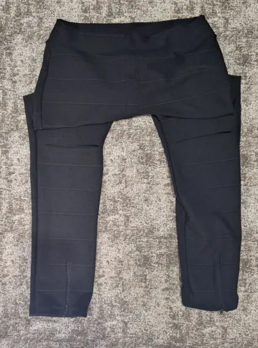 Calça feminina preta estilo bandagem - Tamanho 46/48