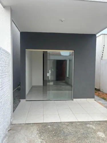 Aluga se casa em Extremoz,em moinho dos ventos