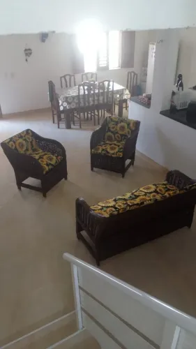 Casa em Flecheiras, 400m da praia