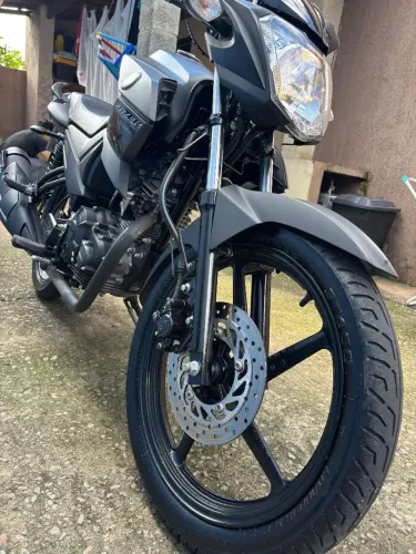 Moto Fazer 150