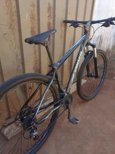 Vendo Mountain Bike Venzo Áquila Aro 29 - Excelente Estado