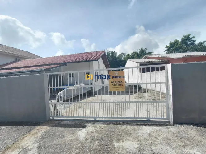 Aluguel: Apartamento / kit net, Gravatá, Penha 35m²