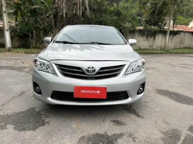 Toyota Corolla GLI 1.8 Flex 16V Aut. 2014