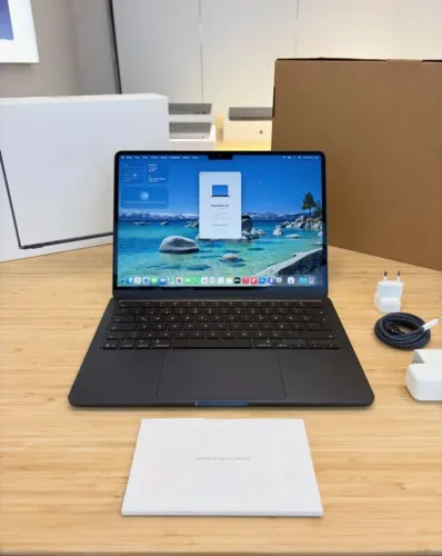 MACBOOK AIR M5 24/1TB COM GARANTIA ATÉ MAIO DE 2027, LOJA NO RIOMAR, ACEITAMOS O SEU USADO