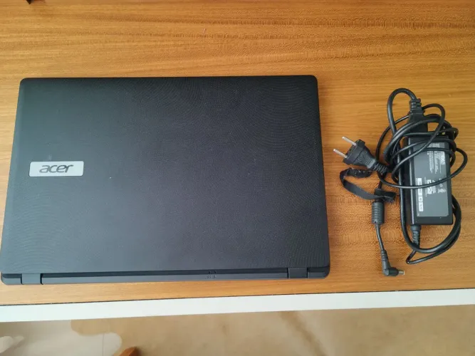Vendo Notebook Acer ES1-512-C59L