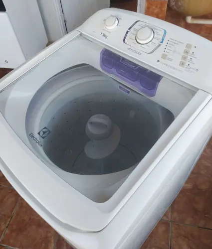 Máquina de Lavar 13kg Electrolux