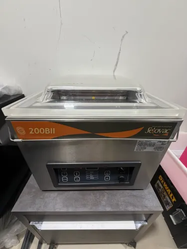 Seladora a Vácuo Industrial Selovac 200 BII Aço Inox de Mesa - Impecável