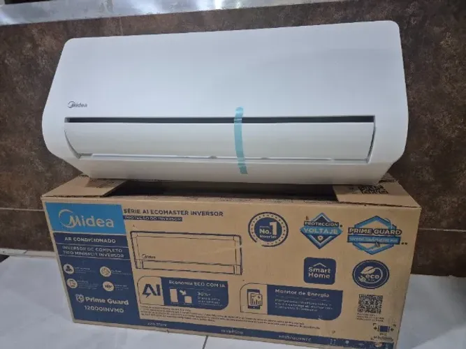 Ar-Condicionado Quente e Frio Midea 12000 BTUs - Convencional