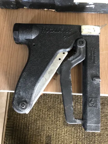 Grampeador grande