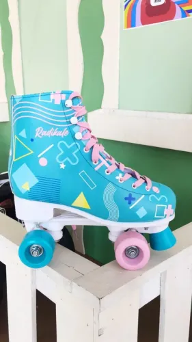 PATINS 4 RODAS N 40