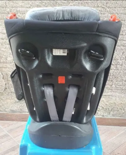 Cadeirinha automotiva 
