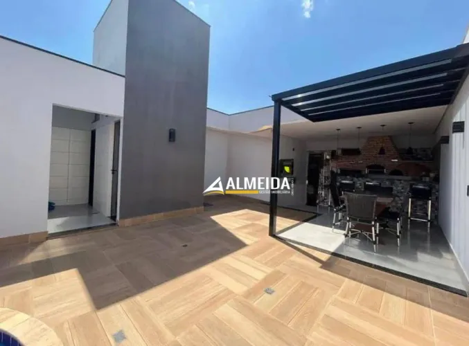 Casa com 1 suíte à venda, 90 m² por R$ 500.000 - Jardim São Caetano II - Rio Claro/SP