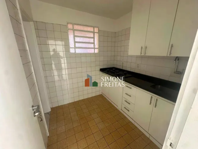 VENDE-SE APARTAMENTO TÉRREO NO BAIRRO JARDIM AMÁLIA EM VOLTA REDONDA/RJ