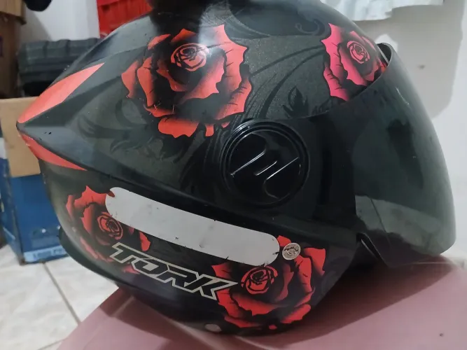 Capacete usado excelente 