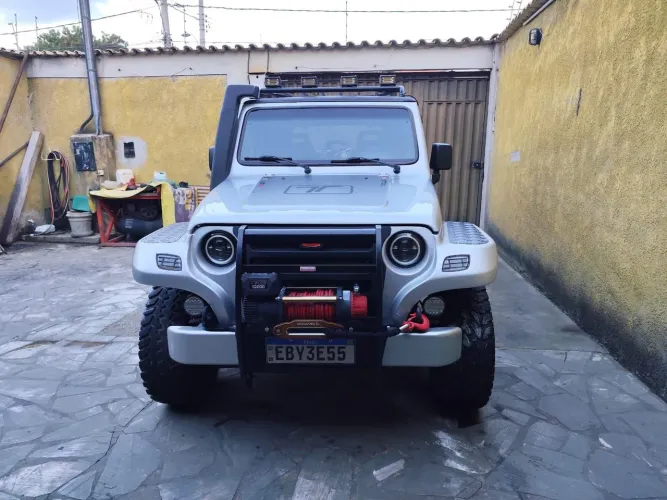 Troller T-4 4X4 3.0 TB Int. Cap. Rígida Diesel 2009