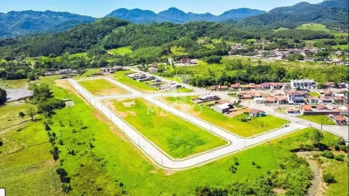 Terreno | Rio da Luz (Lot. Reinke) | 300 a 848m²