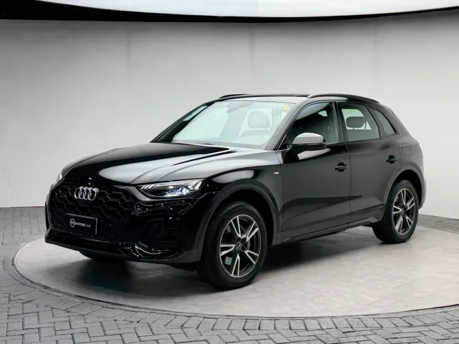 Audi Q5 Perf. Black 2.0 TFSIe S.tr. QT (hib.) 2023
