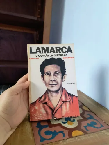 livro Lamarca o capitão de guerrilha emiliano José e oldack Miranda biblioteca nacional