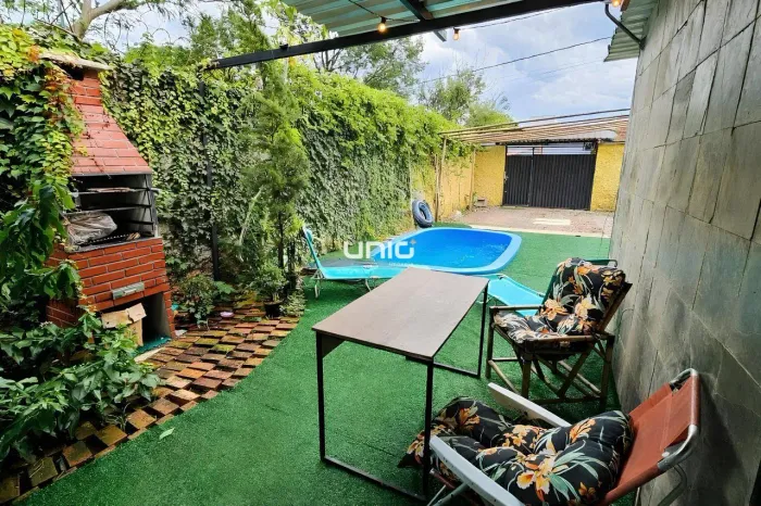 Casa Container com piscina, no bairro Dois córregos em Piracicaba - SP. REF: CA3211
