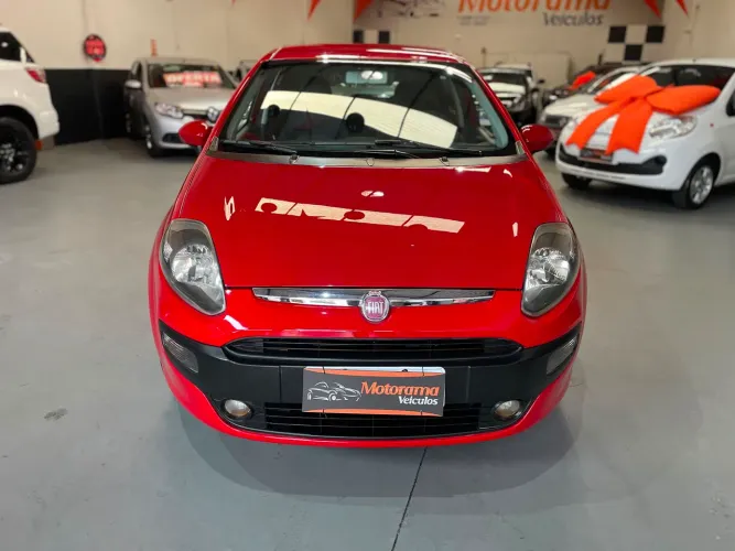 Fiat Punto Attractive 1.4 Fire Flex 8V 5P 2014