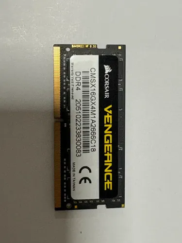 Corsair Vengeance 16gb Ddr4 2666mhz notebook pouco usado
