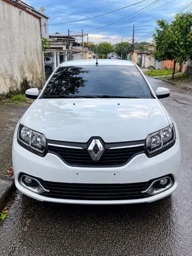 Renault Logan Expression Hi-flex 1.6 8V 4P 2015