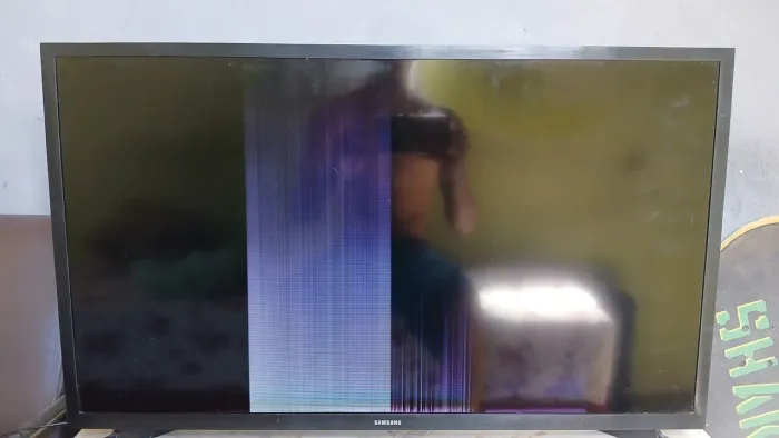 Tv Samsung para concerto ou retirada de peças.