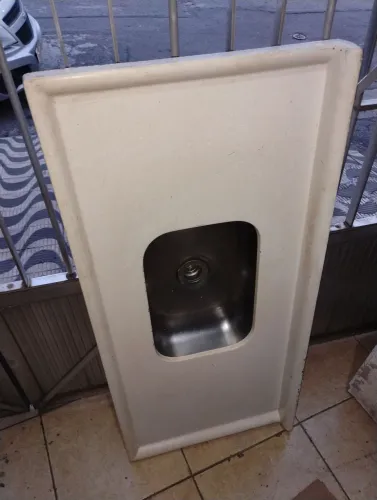 Pia cozinha sintética Branco gelo cuba inox 1.20 usada