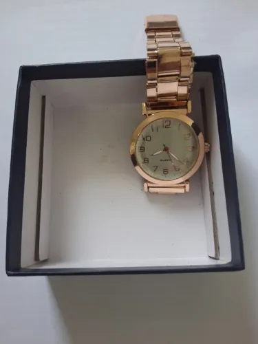 RELOGIO QUARTZ DOURADO