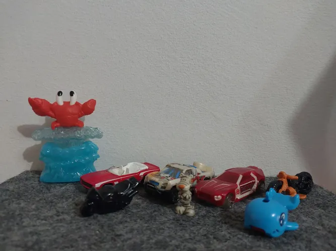 Brinquedos - Miniaturas, Hotwheels e McDonald's 
