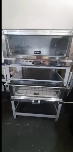Vende-se forno Lastro industrial