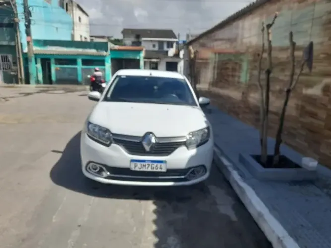 Renault Logan Dynamique Hi-flex 1.6 8V 4P 2016
