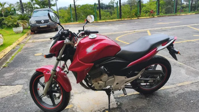 Moto tá top demais só 10.500 