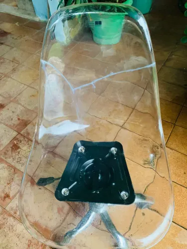 Cadeira transparente
