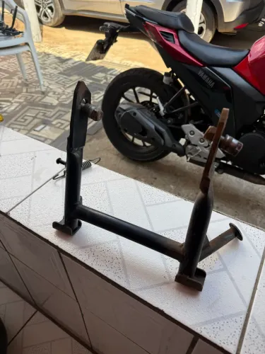 Cavalete central fazer250