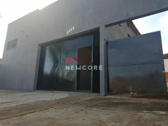 Galpão em Rua Vicente Bertocchi - Vila Santa Clara - Botucatu/SP