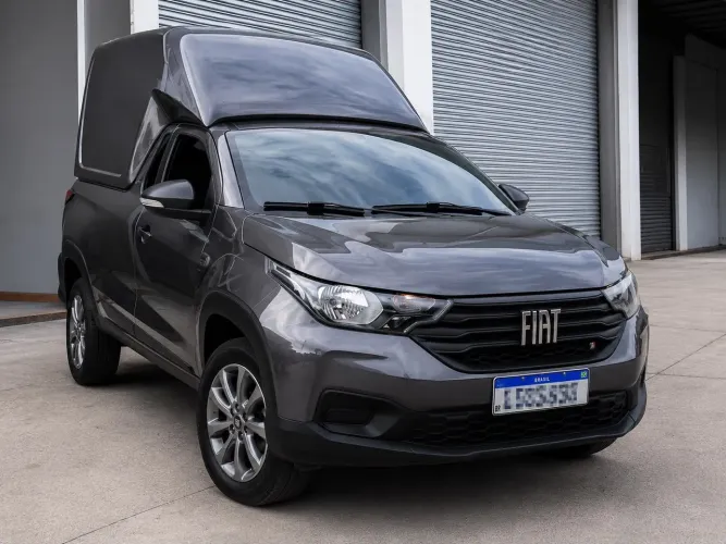 Capota de fibra para fiat estrada ou savero