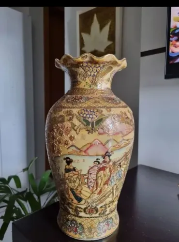Vendo um lindo vaso chinês!