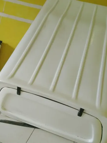 Vendo essa capota para estrada cabine simples usado com aspecto de novo 