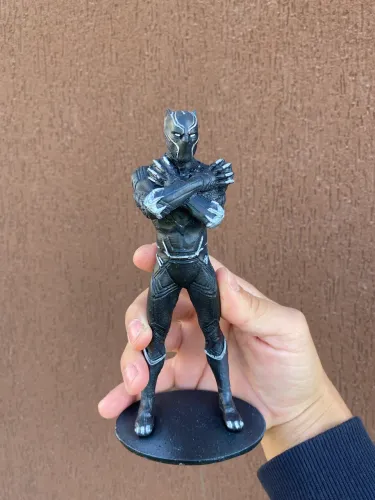 Pantera Negra Marvel boneco 