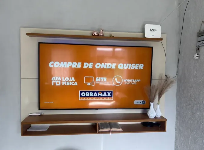 Painel para Tv de 65 polegadas