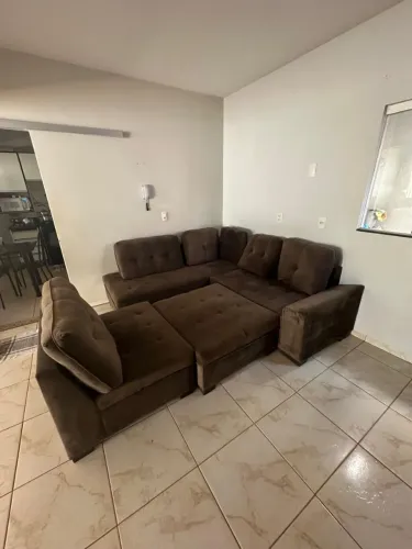 Sofá de canto marrom