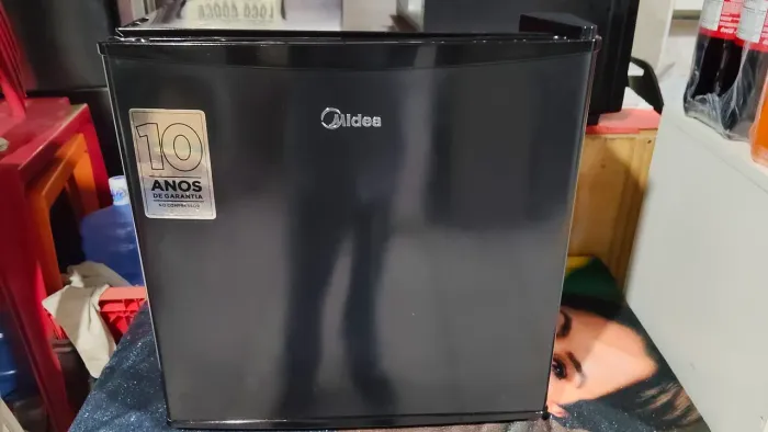 Frigobar Compacto Midea 45L