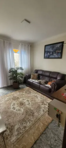 Vendo casa 2 quartos atrás da Petrobras