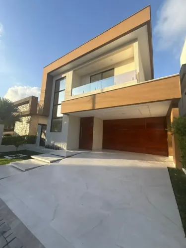 Vendo Casa de alto Padrão condomínio fechado
